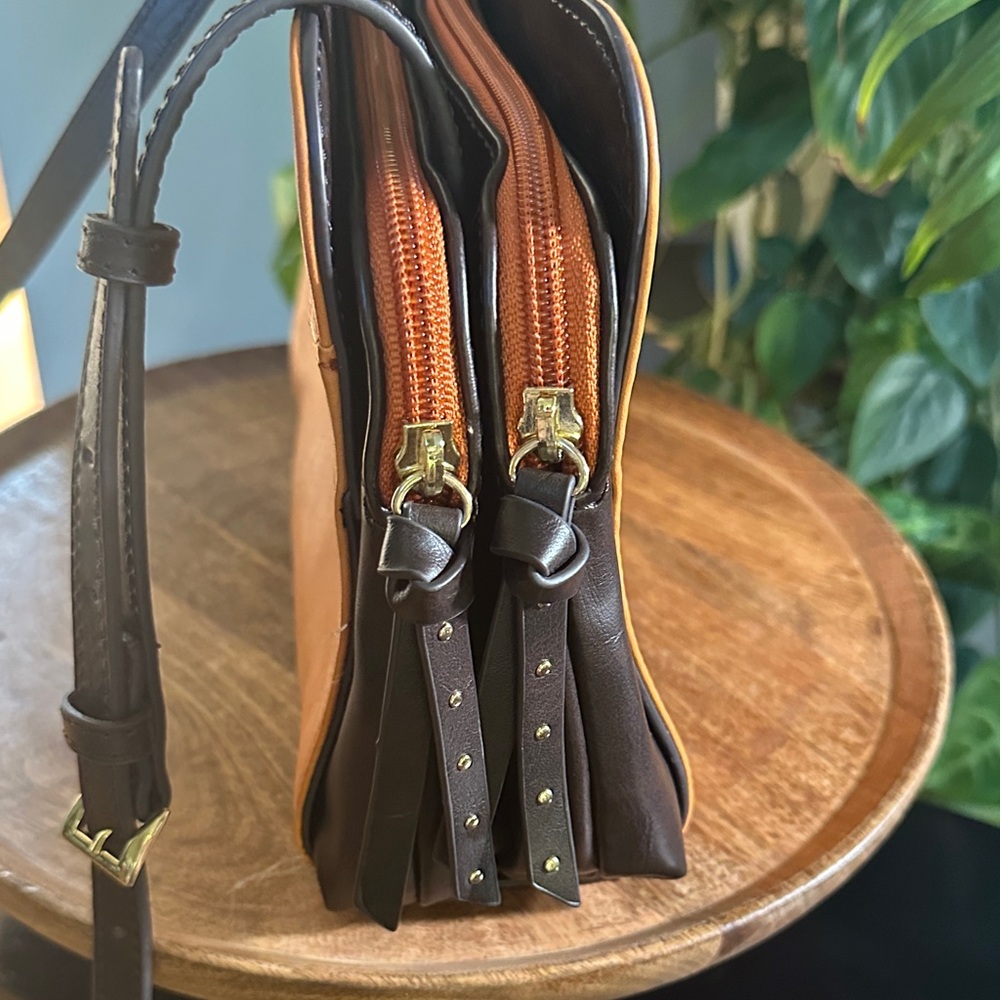 Tignanello Orange Brown Braided, Gold Studded Crossbody NWOT - Picture 4 of 15